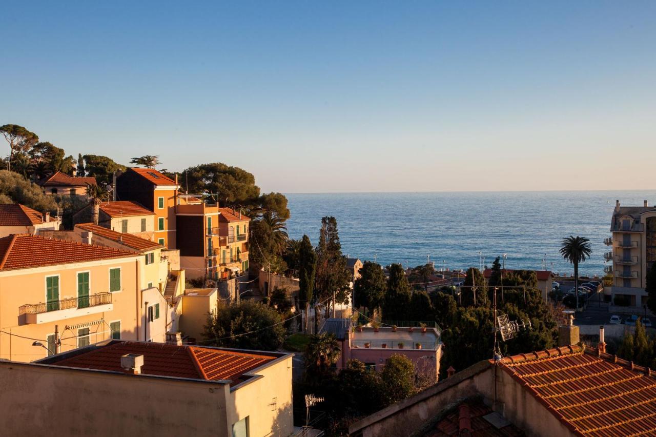 Hotel Europa Finale Ligure Exterior foto